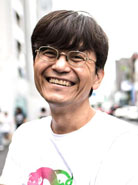 塚崎秀雄さん